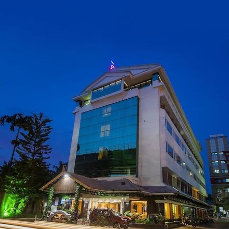 Hotel The Renai Cochin Kochi Exterior foto