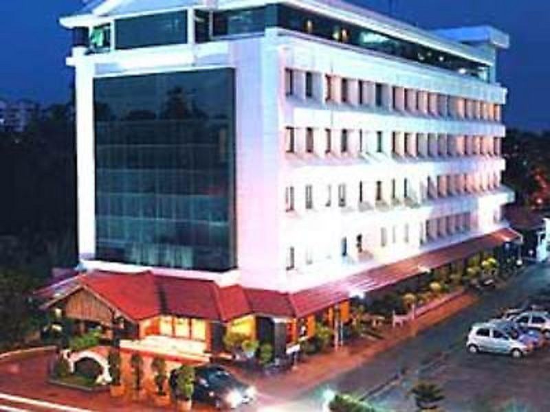 Hotel The Renai Cochin Kochi Exterior foto
