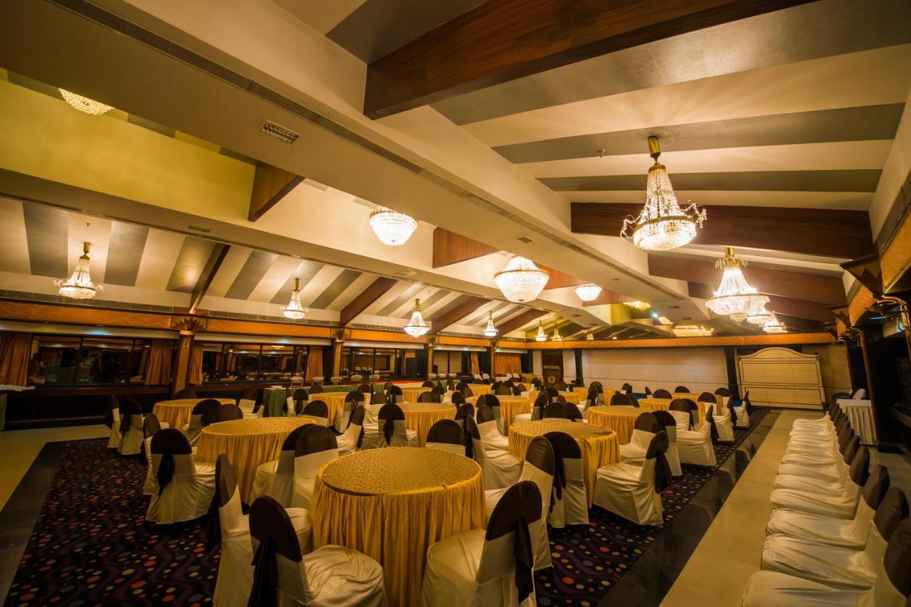 Hotel The Renai Cochin Kochi Exterior foto