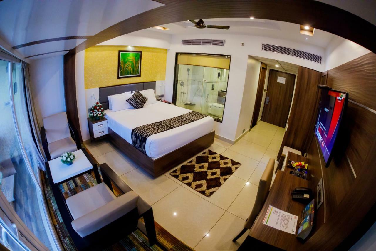 Hotel The Renai Cochin Kochi Exterior foto